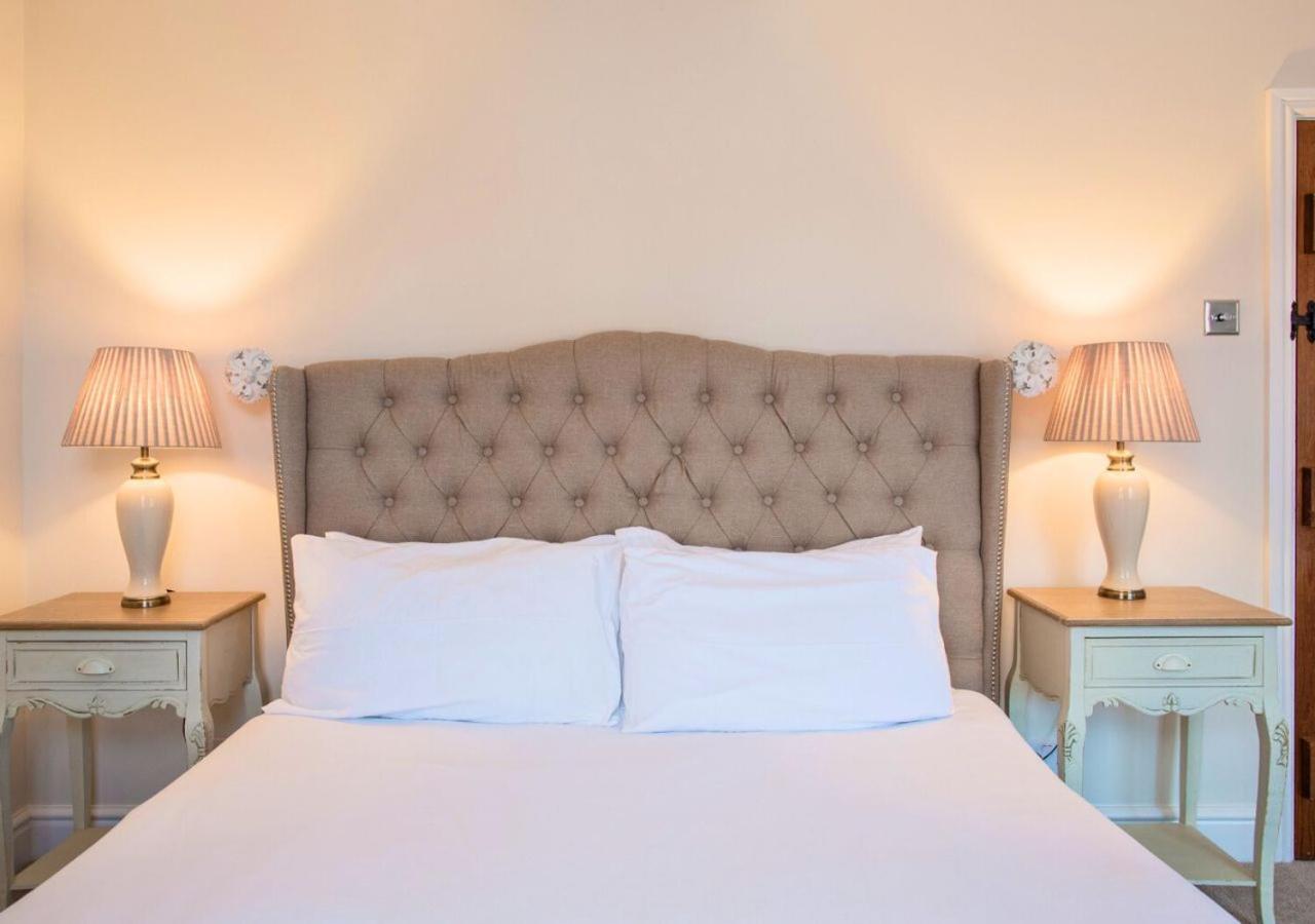 Charming 2 Bed House In Tewkesbury Centre Villa Buitenkant foto